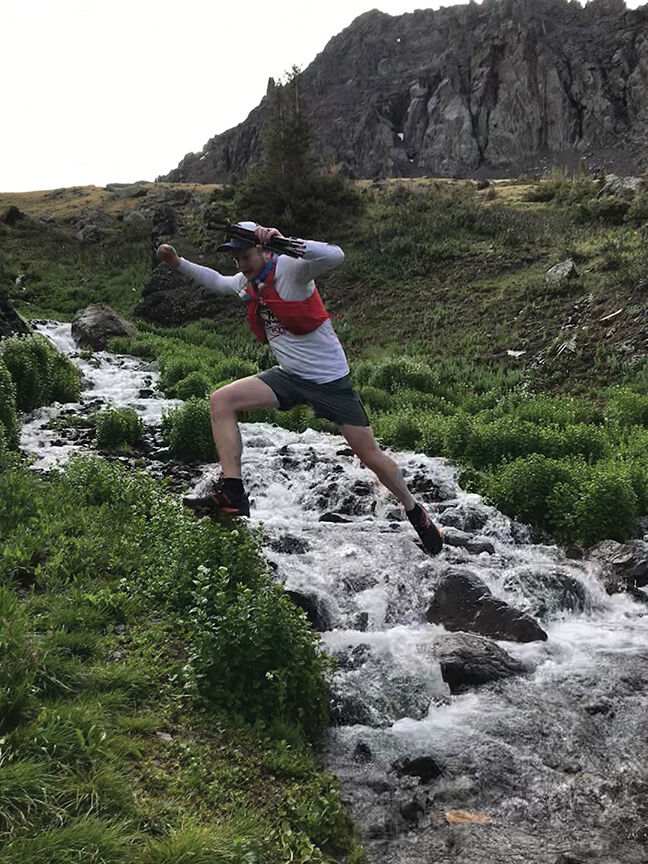 Unger column jumping a river